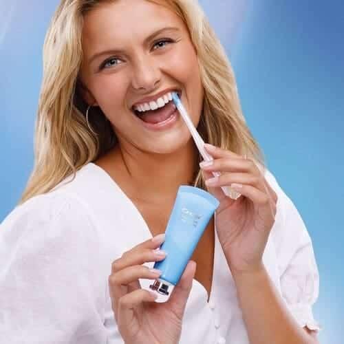 ÉMULSIONS BLANCHISSANTES CREST (AVEC APPLICATEUR BAGUETTE) - Smilewhitestrips.fr